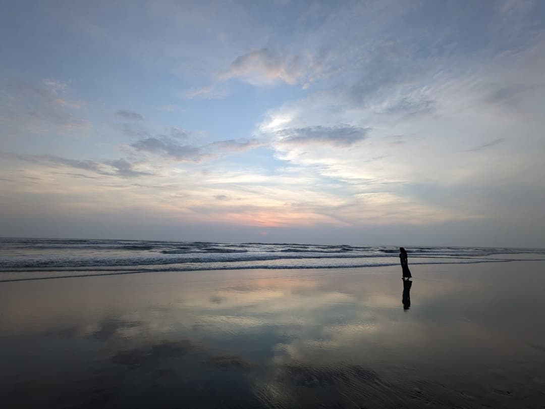 Cox's Bazar Custom Escape — photo 1